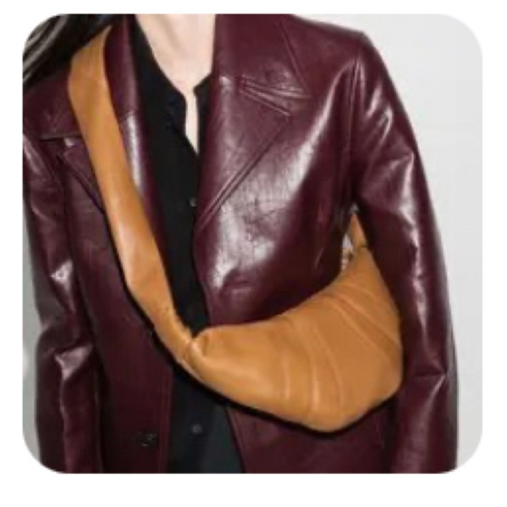 Leather Croissant Crossbody Sienna Brown Shoulder Bag